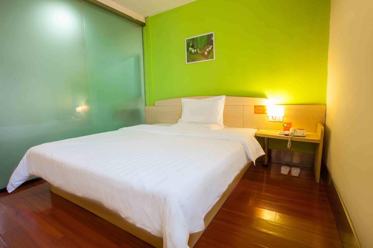 7Days Inn Shenzhen Long Hua Szoba fotó