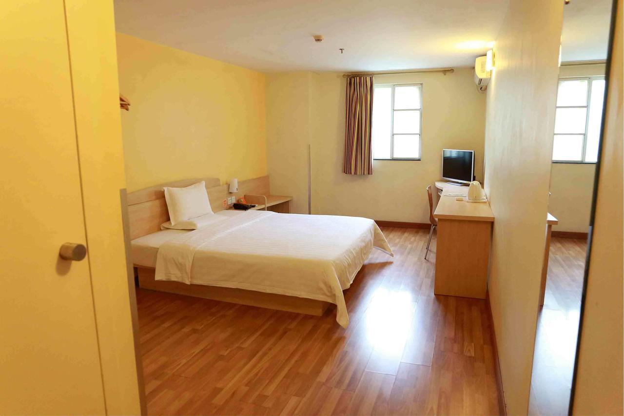 7Days Inn Shenzhen Long Hua Szoba fotó